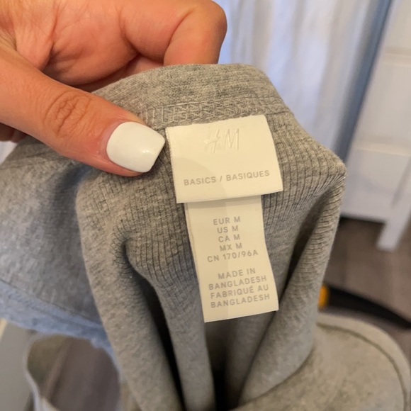 H&M grey bodysuit - Picture 4 of 5